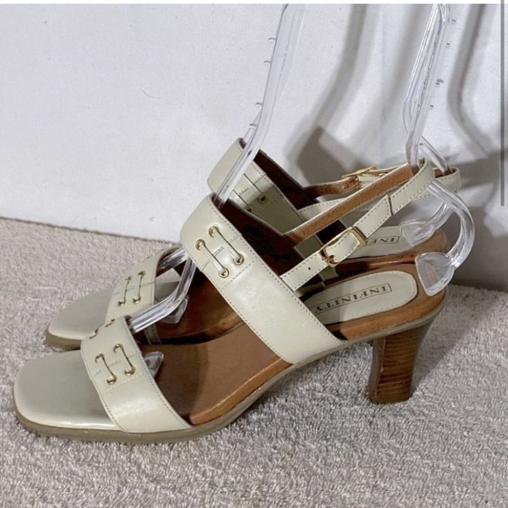 SOLD-Vintage Infinity Ivory Thick Strap Chunky Heel Sandals 8 - Picture 2 of 11
